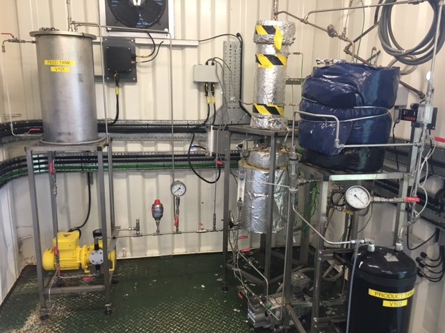 Product handling rig